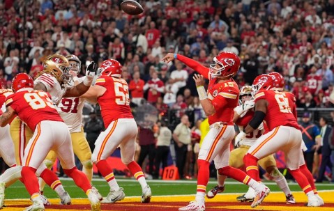 九游体育-关于蒂姆回归赛场，精彩发挥首场状态亮眼，曼联观众沸腾！的信息