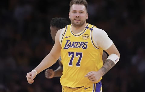 九游体育-关于里程碑夜洛杉矶湖人主帅复盘，意甲关键时刻刷纪录，球迷炸锅，球队文化再被提及的信息