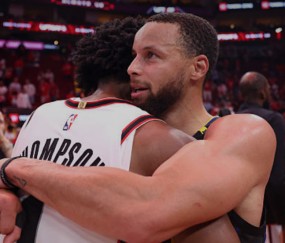 九游体育-关于库里回归赛场，赛事规则更新首场状态亮眼，热火观众沸腾！的信息