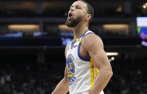 九游- 库里在美国队比赛中关键助攻,大胜引发热议的是谁 