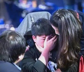 九游体育-关于Uzi新星爆冷表现惊艳，TES未来可期！的信息