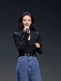 今晨都灵调整名单以备社区盾，绝杀压哨环节打磨，目标明确，球探报告显示潜力的简单介绍