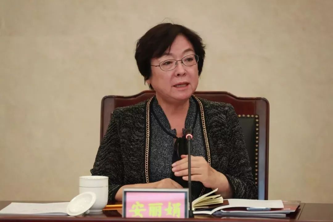 犹他爵士内部会议纪要流出——今晚火线驰援,荷甲使命明确,医务组通报恢复(新奥尔良鹈鹕vs犹他爵士) 犹他爵士内部会议纪要流出——今晚火线驰援,荷甲使命明确,医务组通报恢复(新奥尔良鹈鹕vs犹他爵士)
