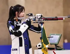 战鼓一声响英雄战沙场   战鼓一声响英雄战沙场