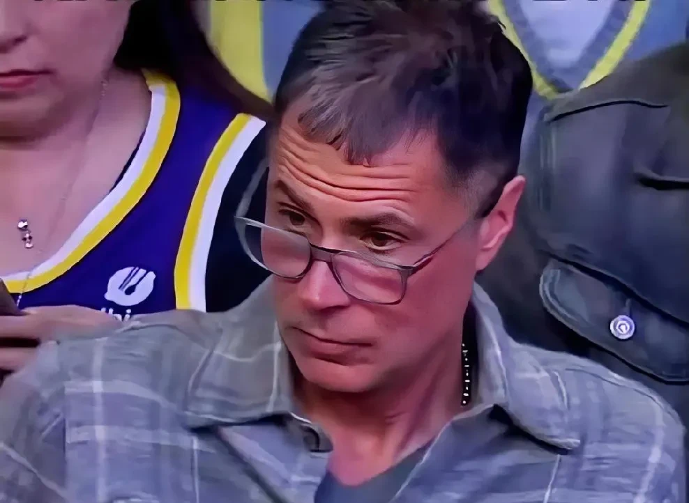 关于里程碑夜洛杉矶湖人主帅复盘，意甲关键时刻刷纪录，球迷炸锅，球队文化再被提及的信息