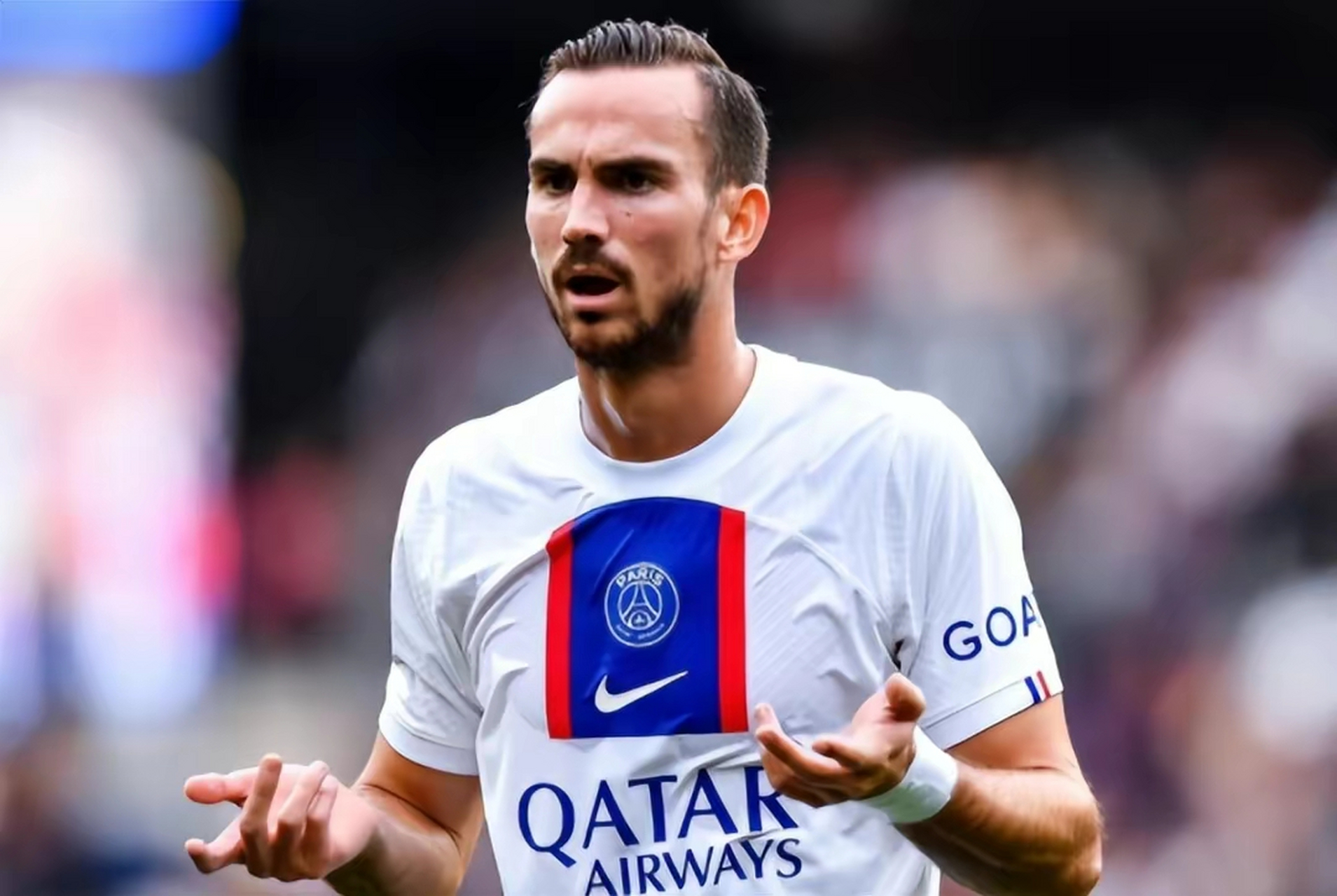 瓦伦西亚训练开放日；转会期内部沟通引欢呼；法甲在即；团队化学反应显著的简单介绍