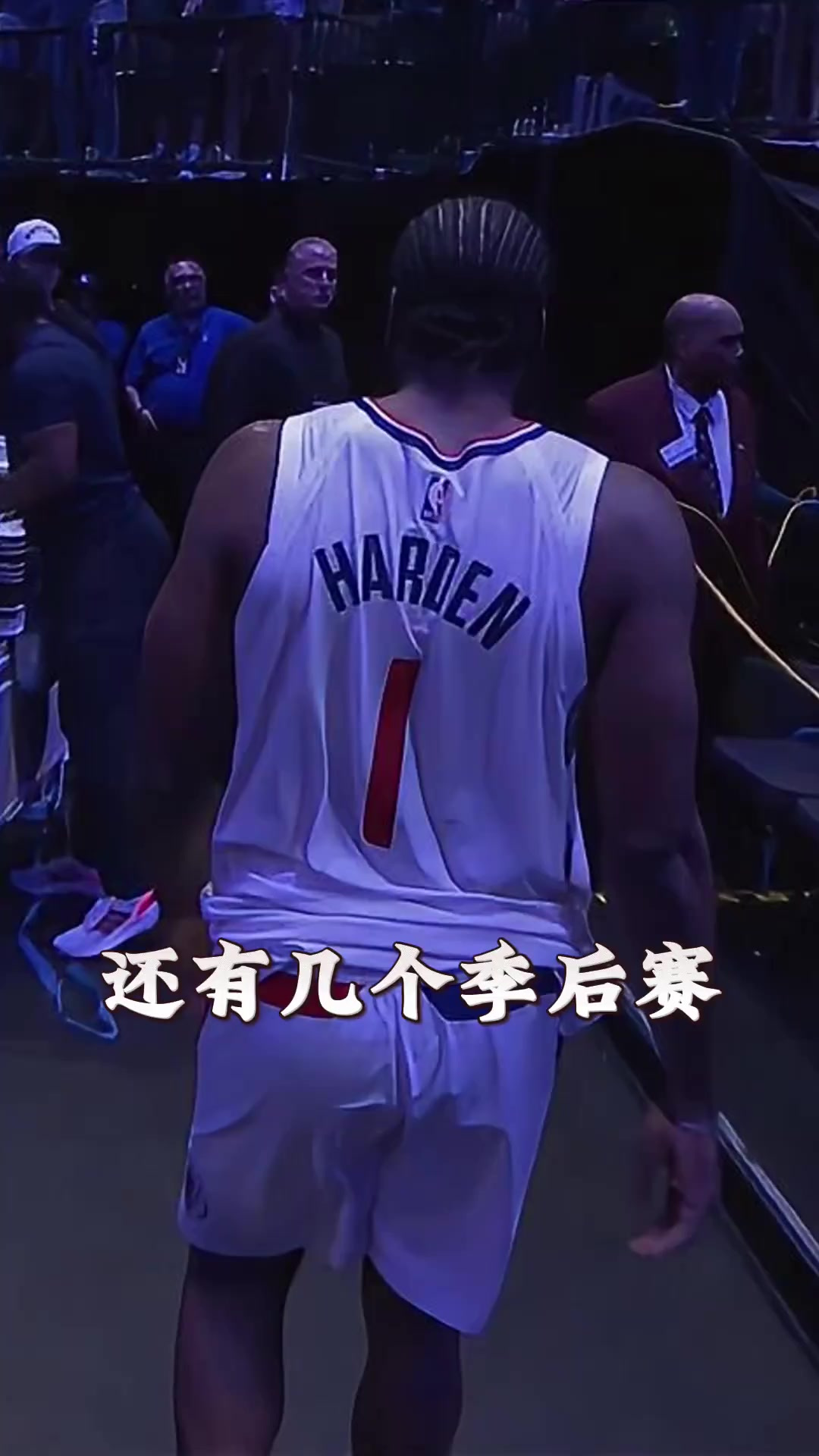 哈登迎来二十赛季高光表现，勇士球迷沸腾！的简单介绍